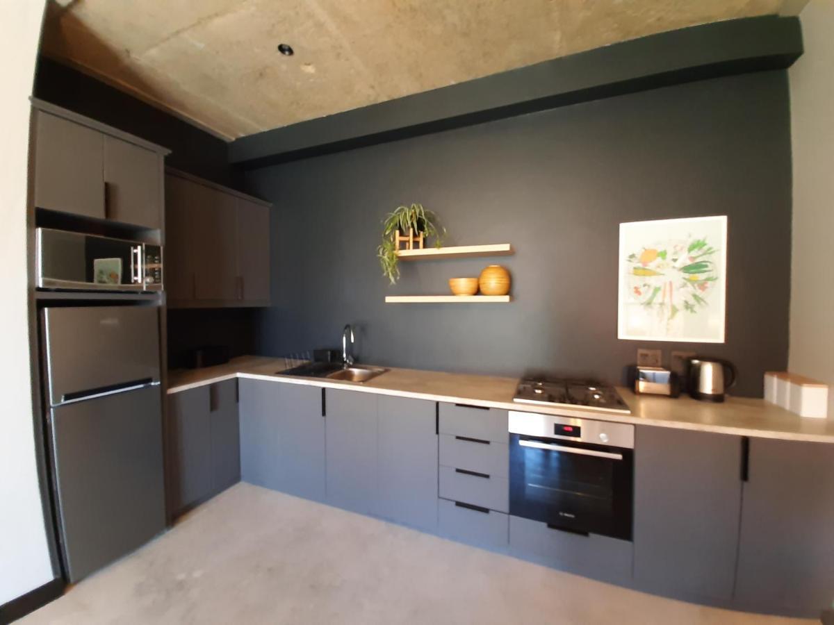 Black Eagle Self-Catering Accommodation, 허머너스 외부 사진
