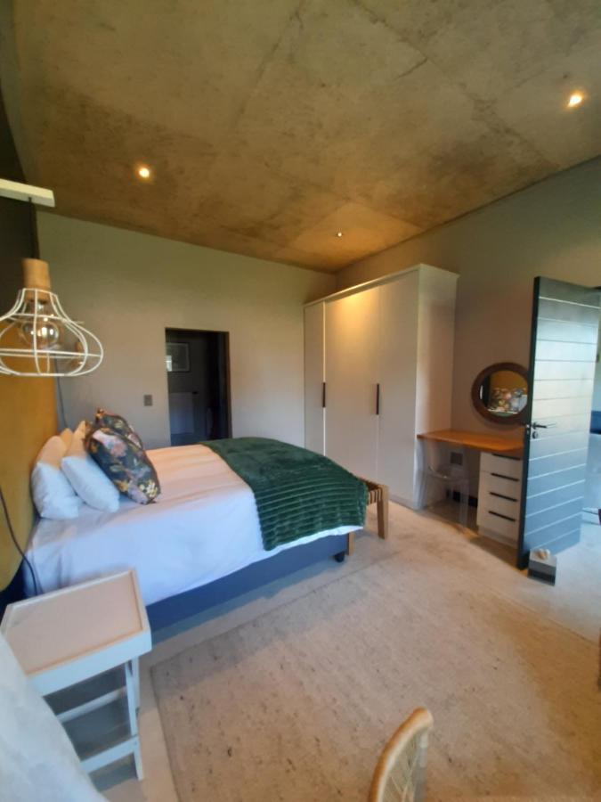 Black Eagle Self-Catering Accommodation, 허머너스 외부 사진